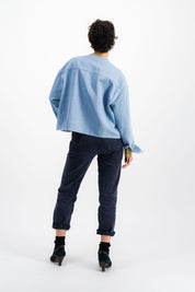 Chaqueta vaquera corta para mujer en azul Serena Jacket PE25