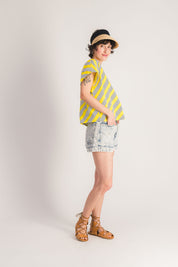 Top amarillo sin mangas