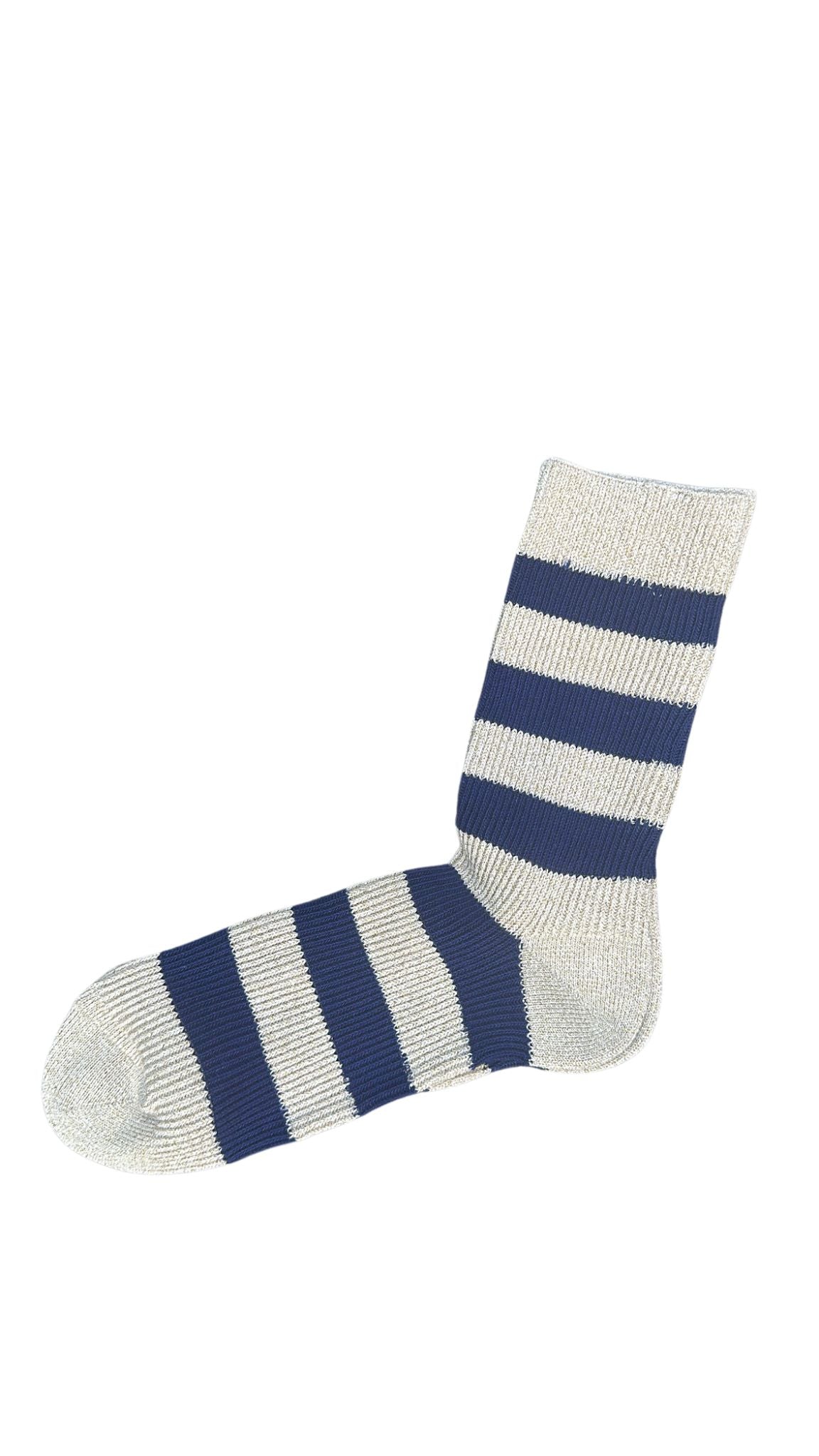 calcetines de rayas azules y blancas
