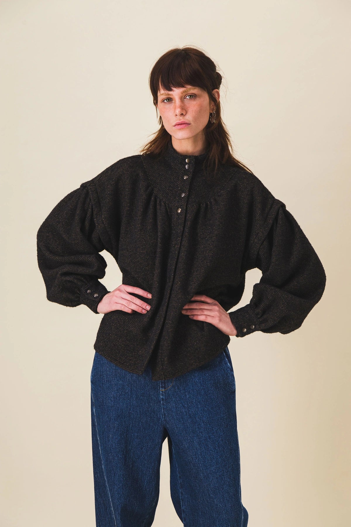 blouse col rond laine noir kaia