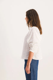 BLUSA NIKI CON BORDADO INGLÉS