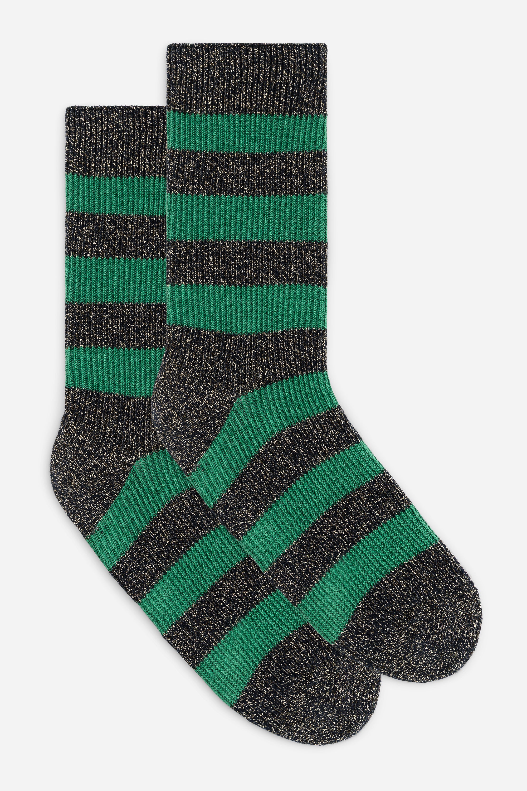 calcetines de rayas verdes y grises
