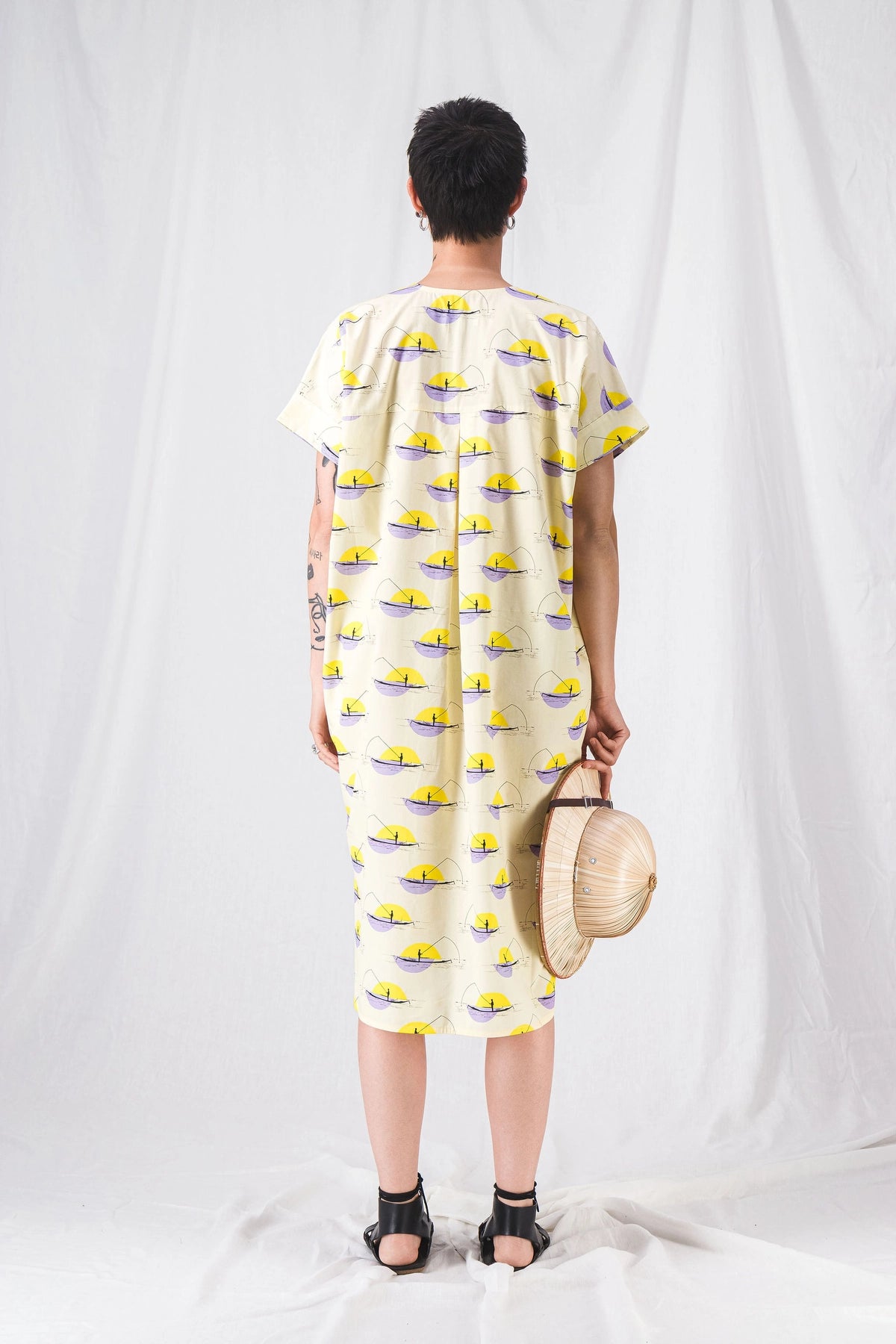 vestido amarillo suelto y largo__pe25