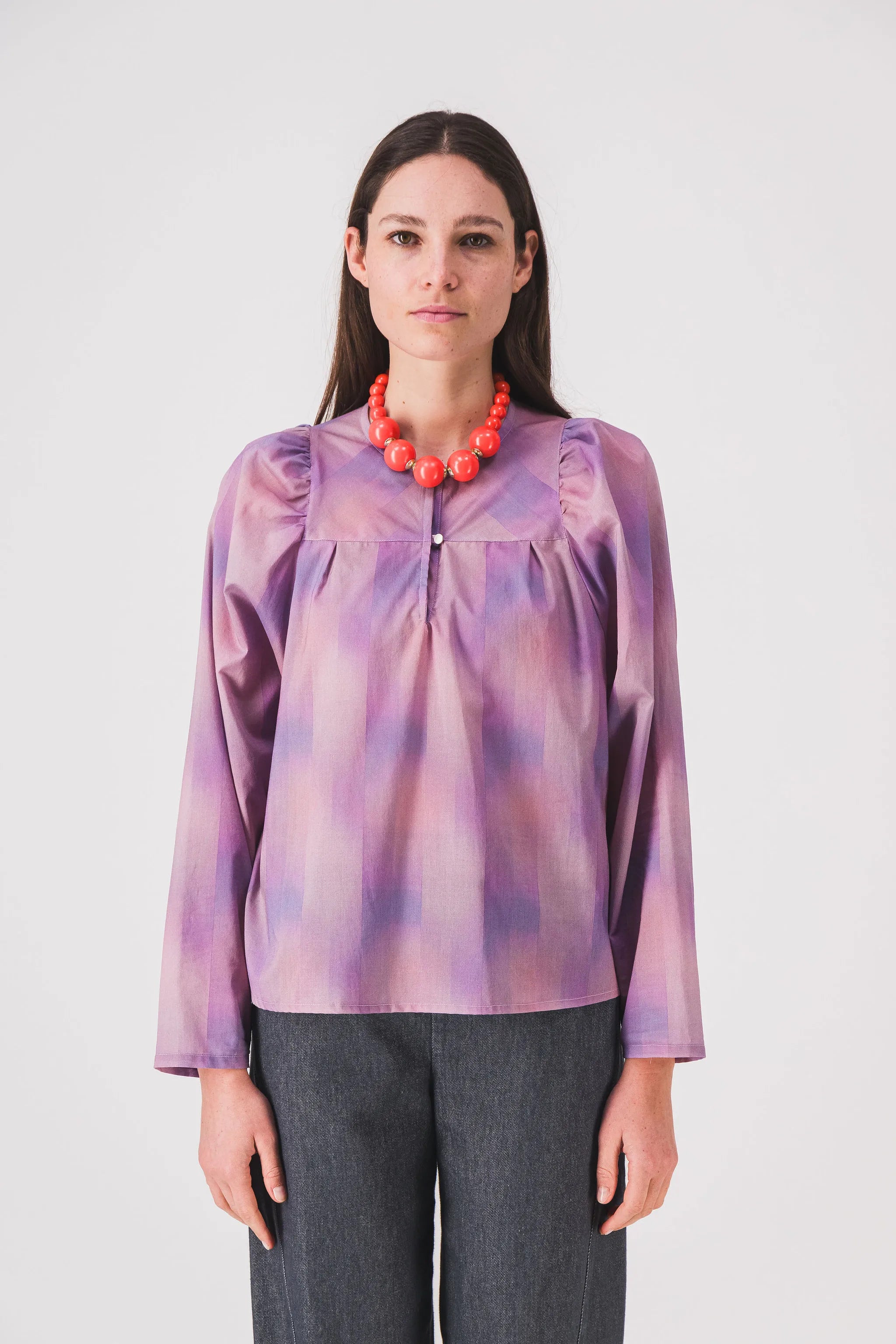 blusa_mujer_blusa_estampada_lavanda_dounia_pe25
