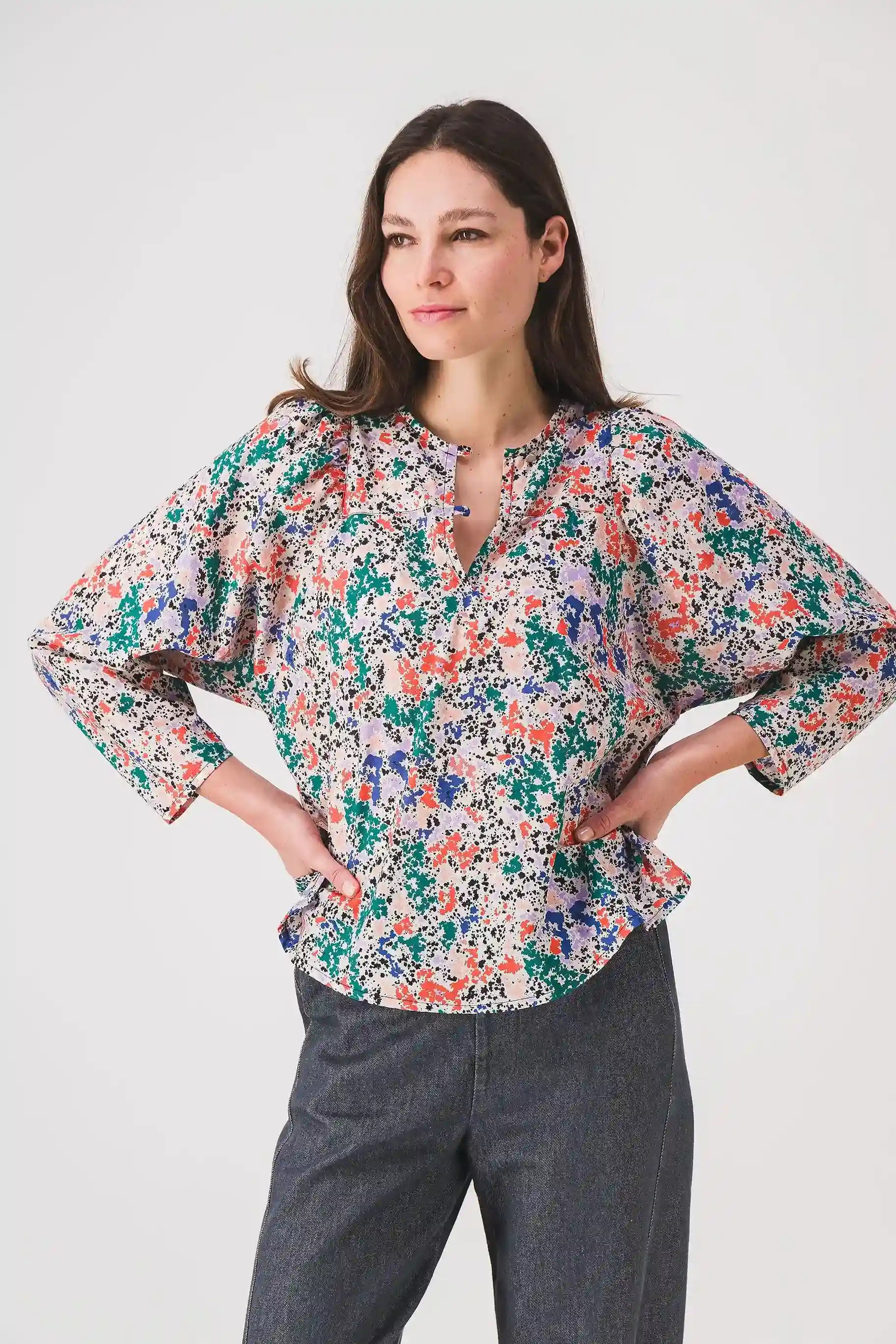 Blusa de mujer con estampado naranja Delila PE25