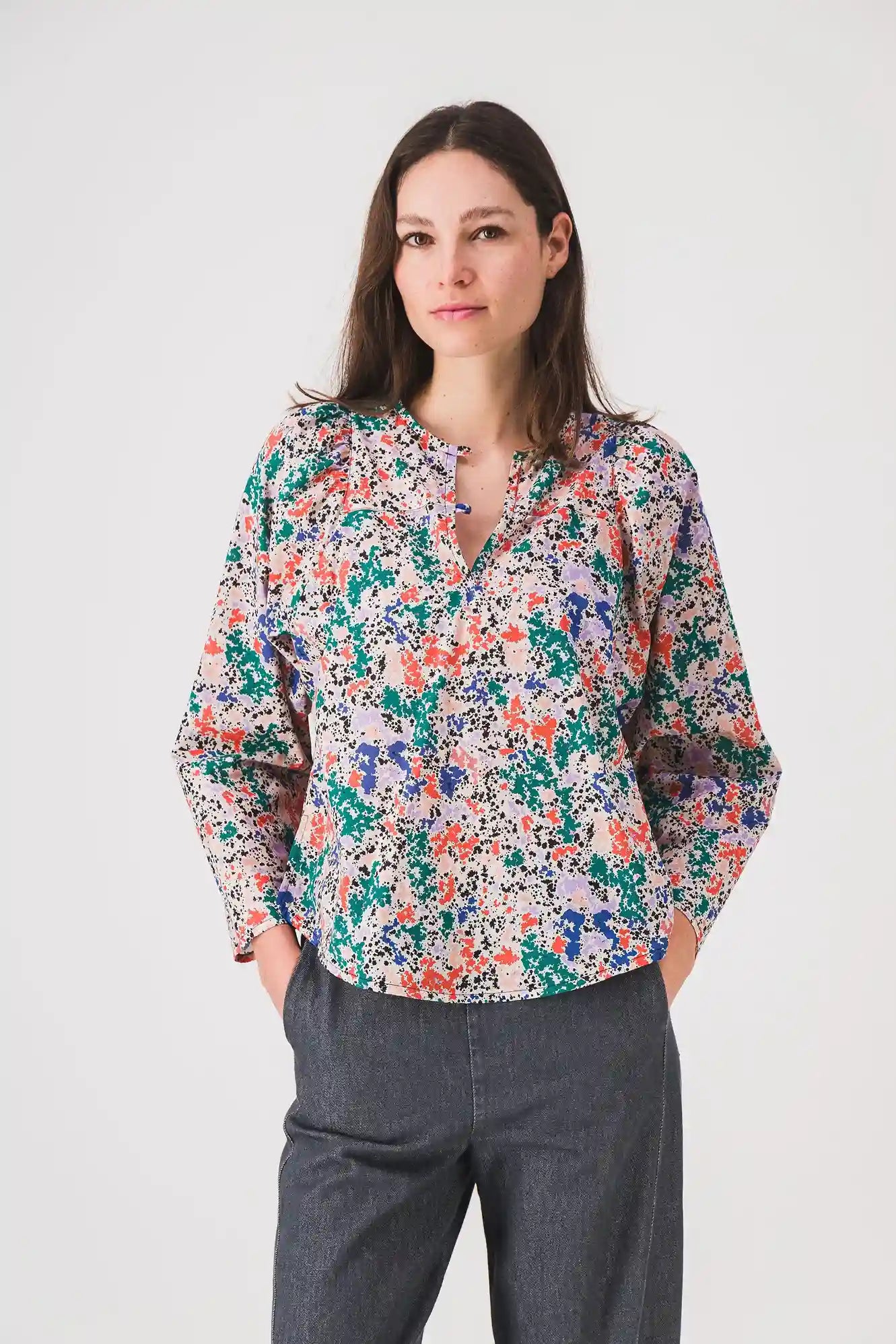 Blusa de mujer con estampado naranja Delila PE25