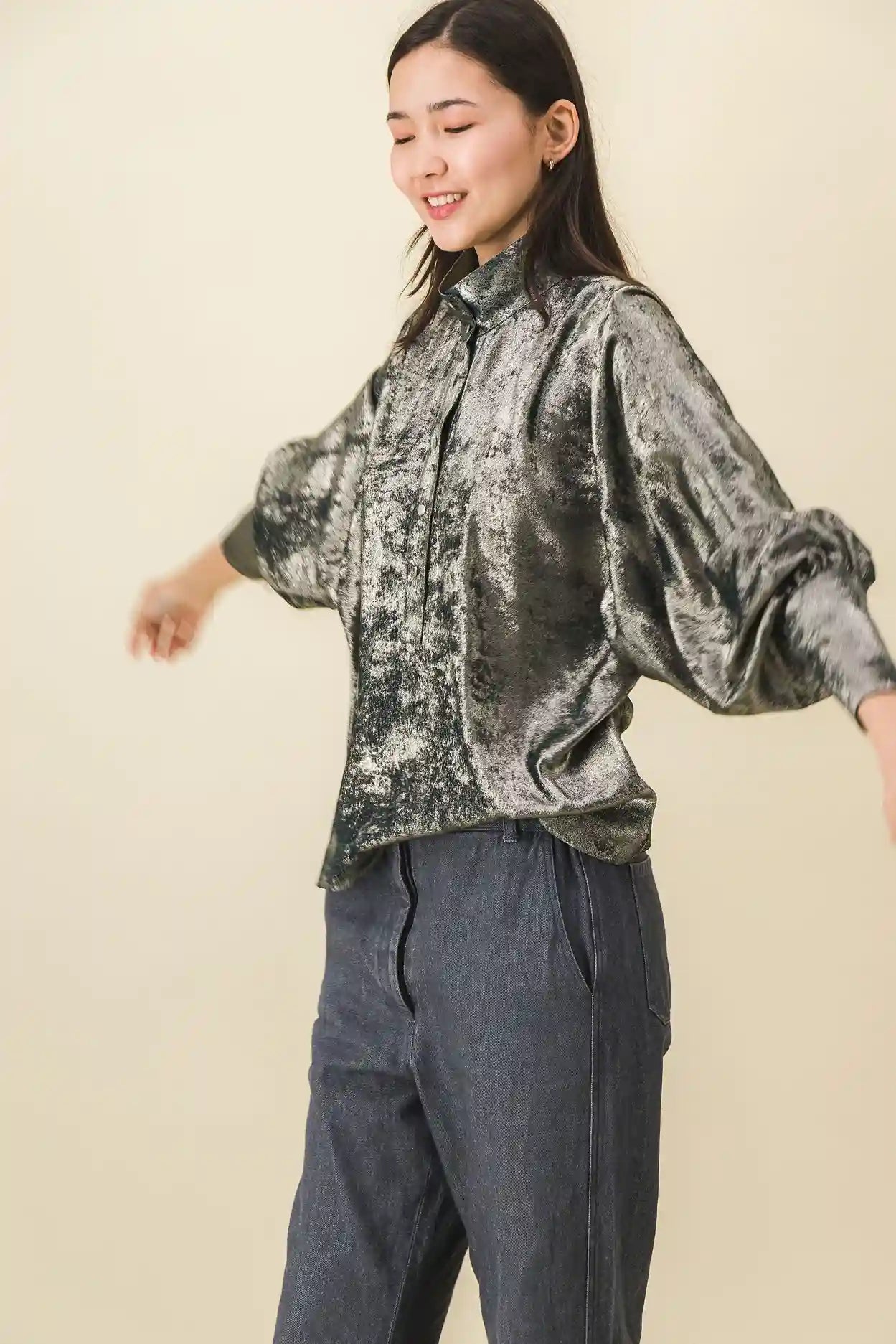 Camisa de terciopelo verde y gris para mujer