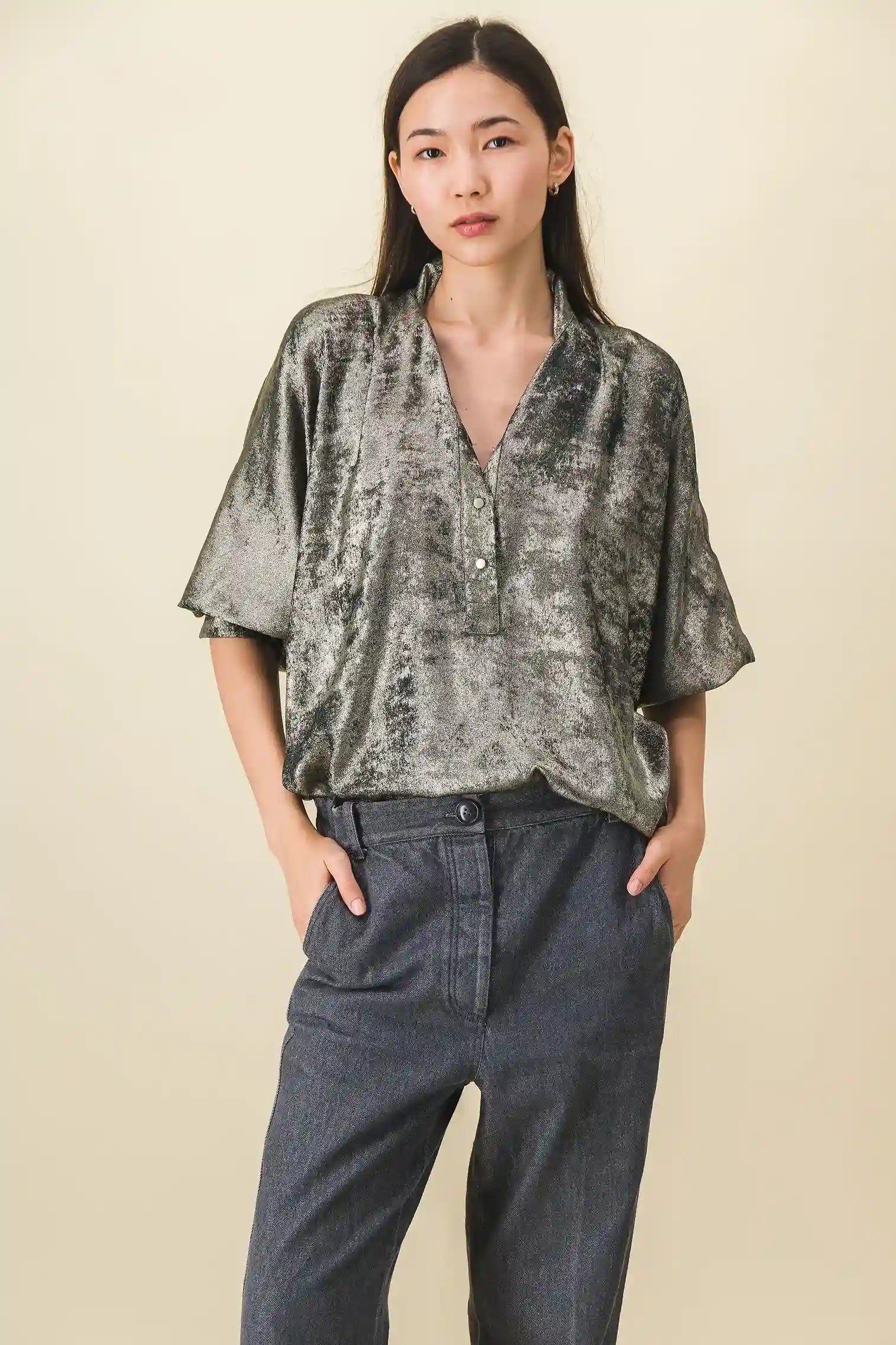 Camisa de terciopelo verde y gris para mujer