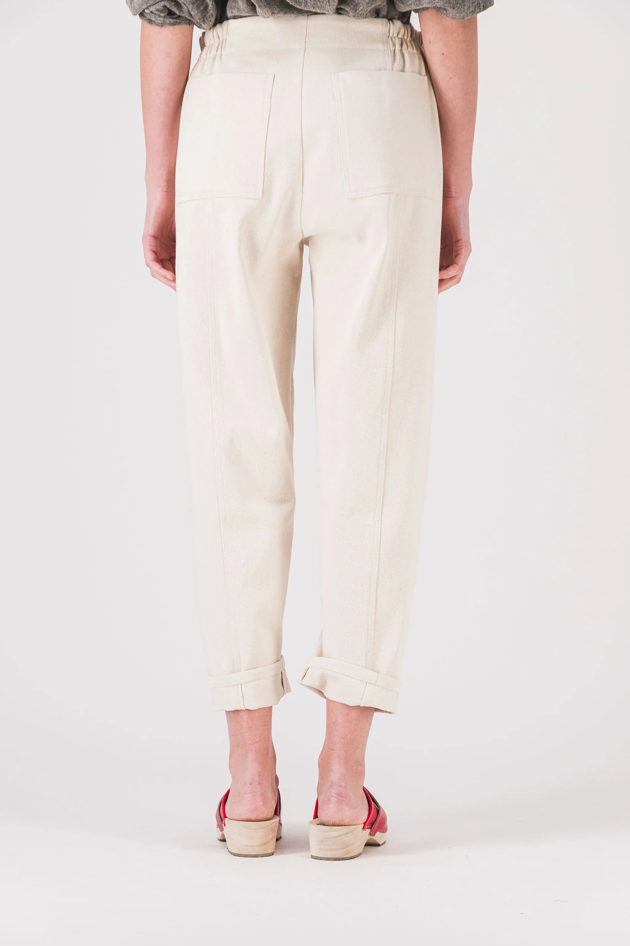 pantalones retorcidos color crudo para mujer steba pe25
