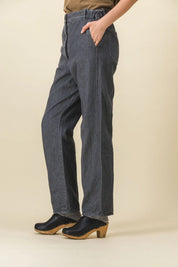 Pantalones vaqueros grises de pierna ancha para mujer