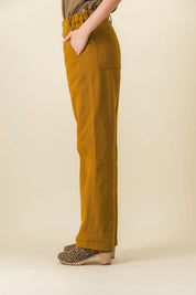 Pantalones anchos marrones de mujer