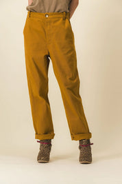 Pantalones anchos marrones de mujer