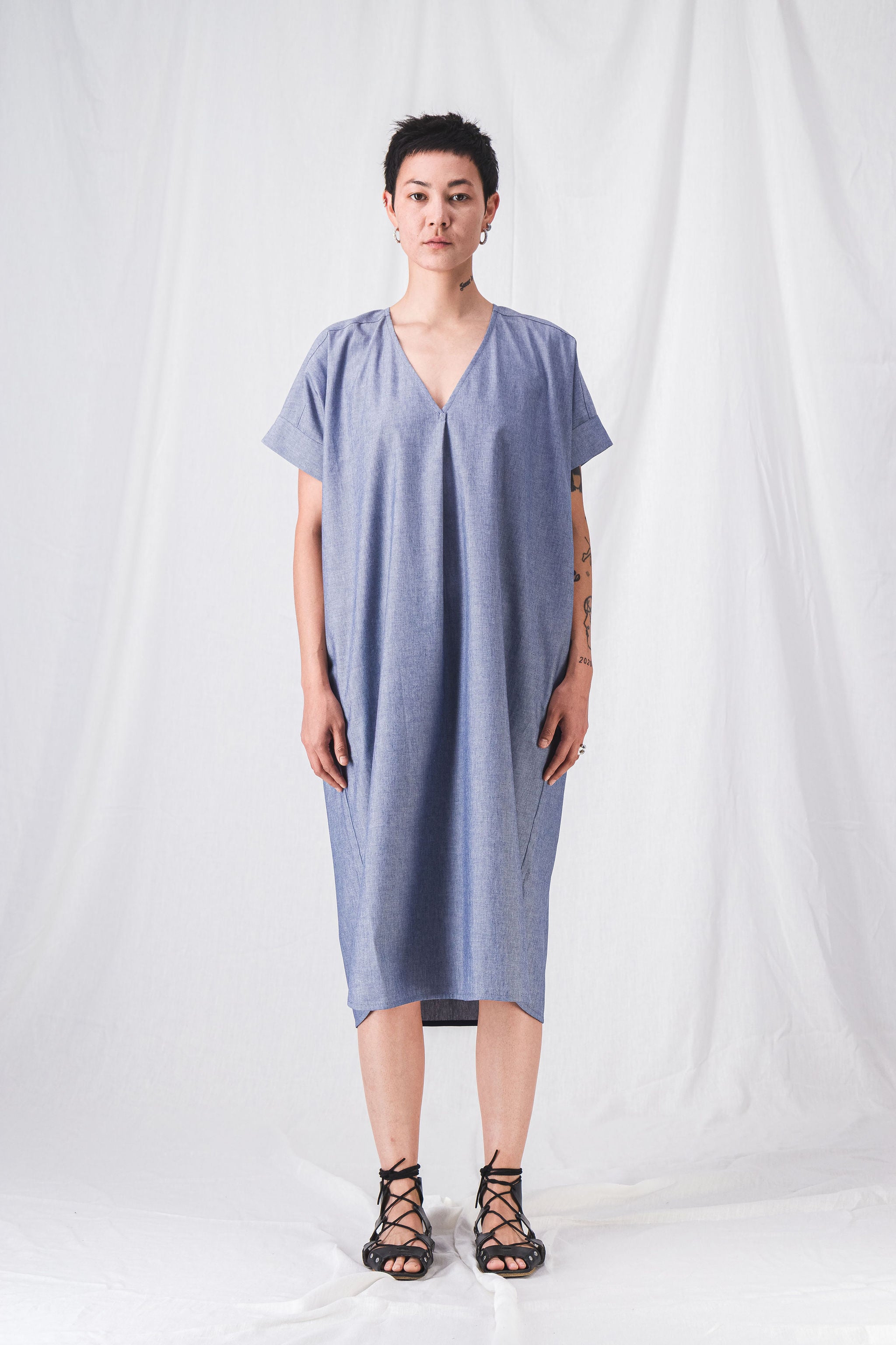 vestido de chambray suelto y largo__pe25