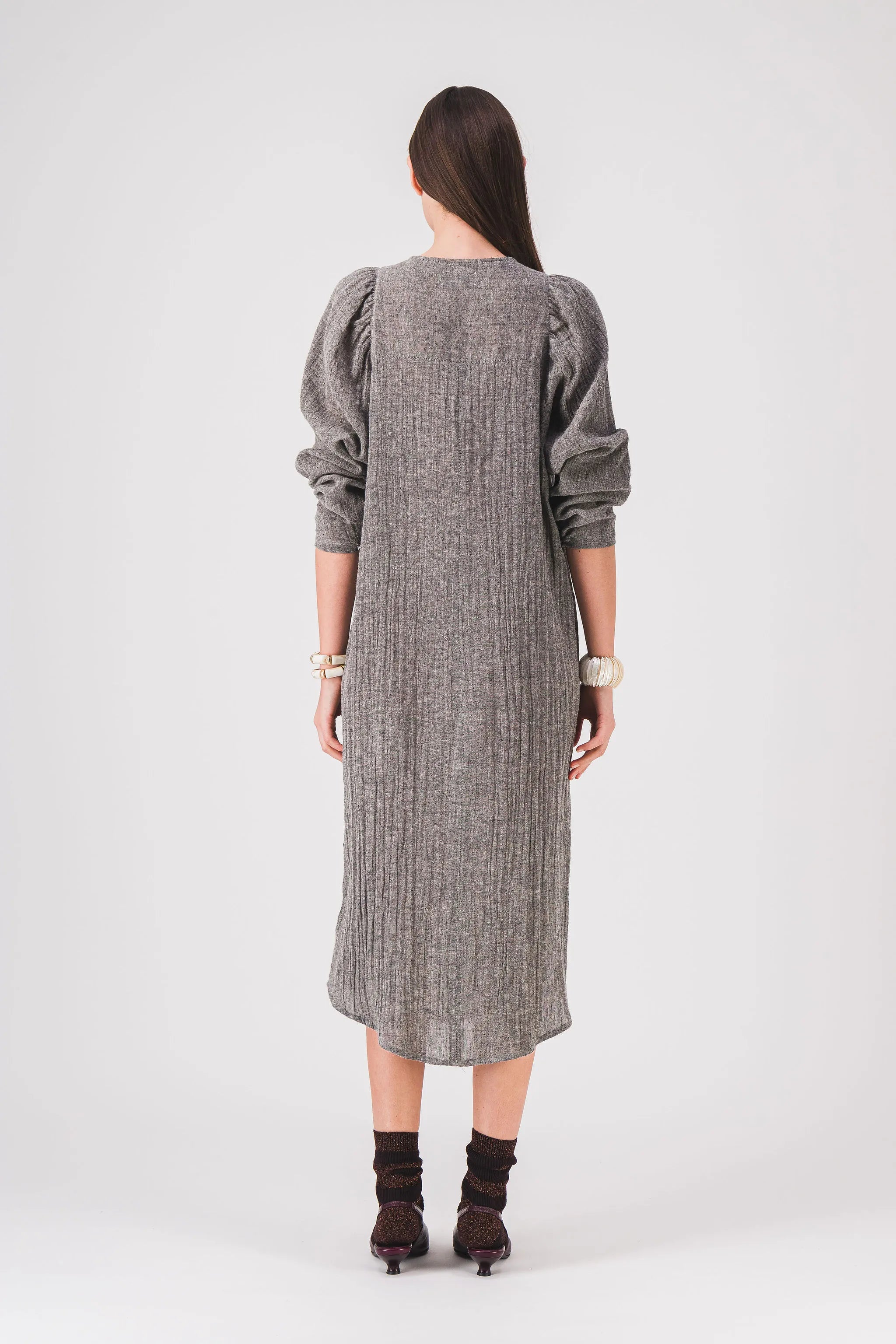 vestido largo recto gris vestido de vanidad pe25