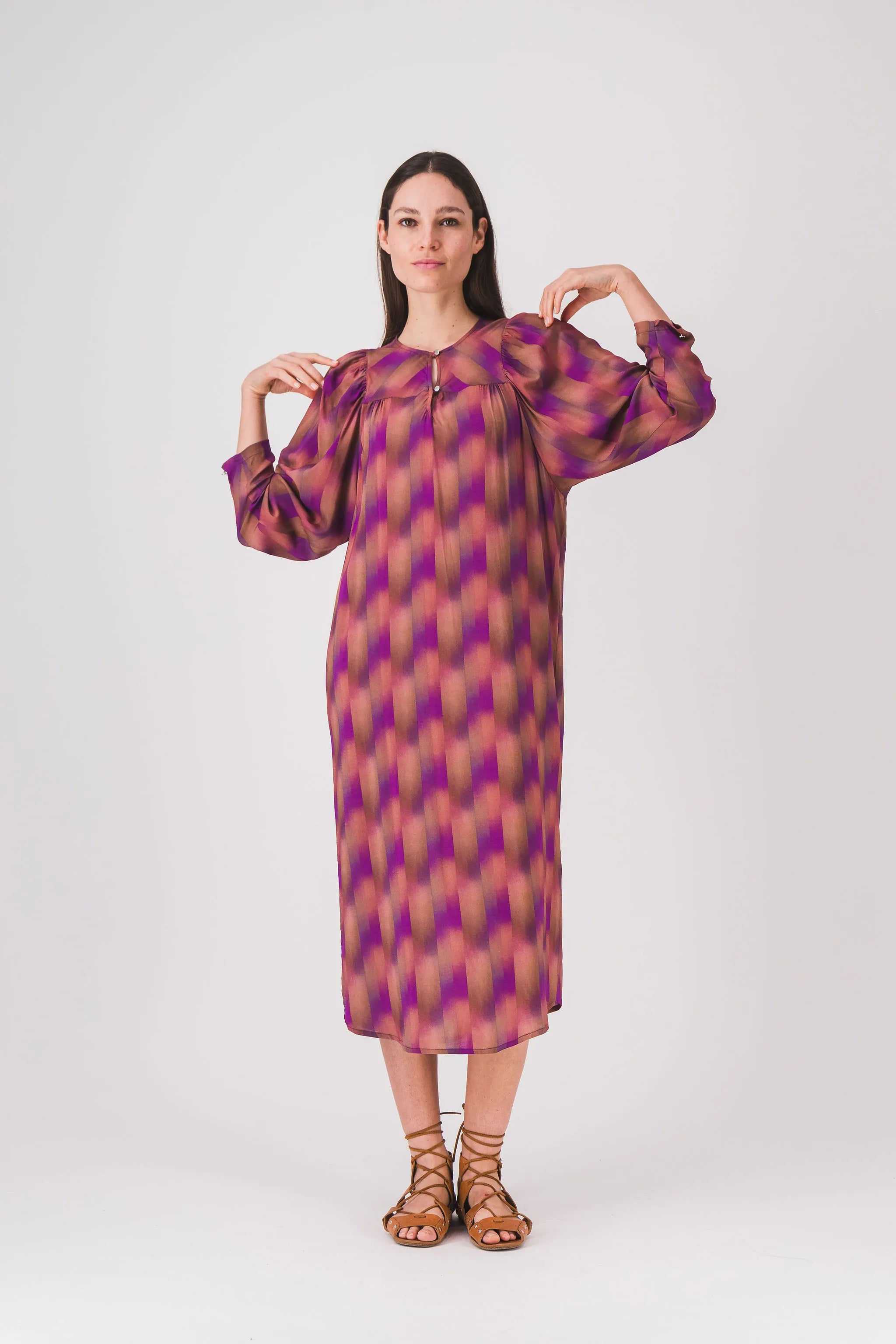 vestido largo recto estampado lalou pe25