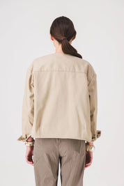 Chaqueta corta de mujer beige dolly jacket pe25