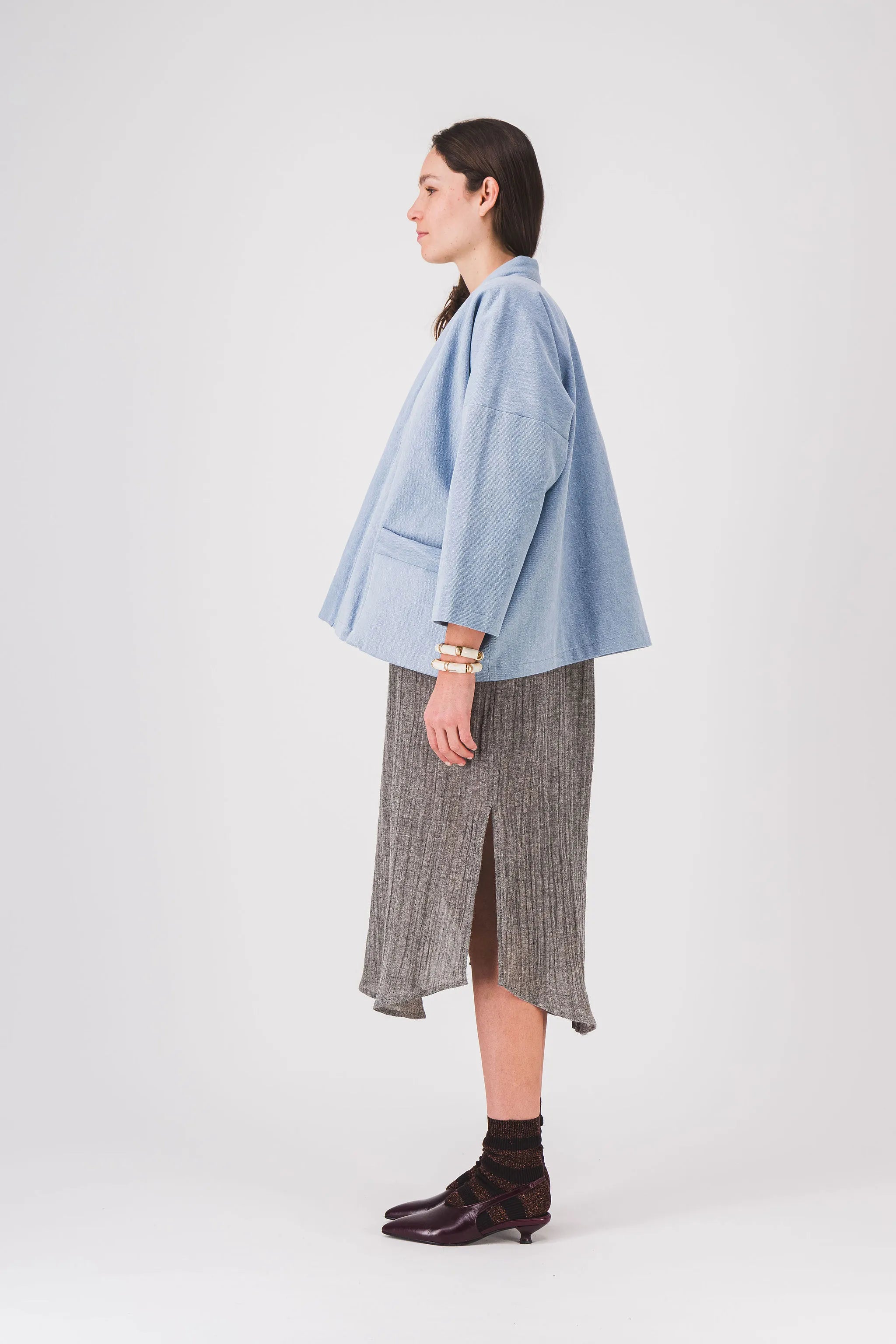 Chaqueta kimono de mujer_vaqueros azules_chaqueta Barbara_PE25