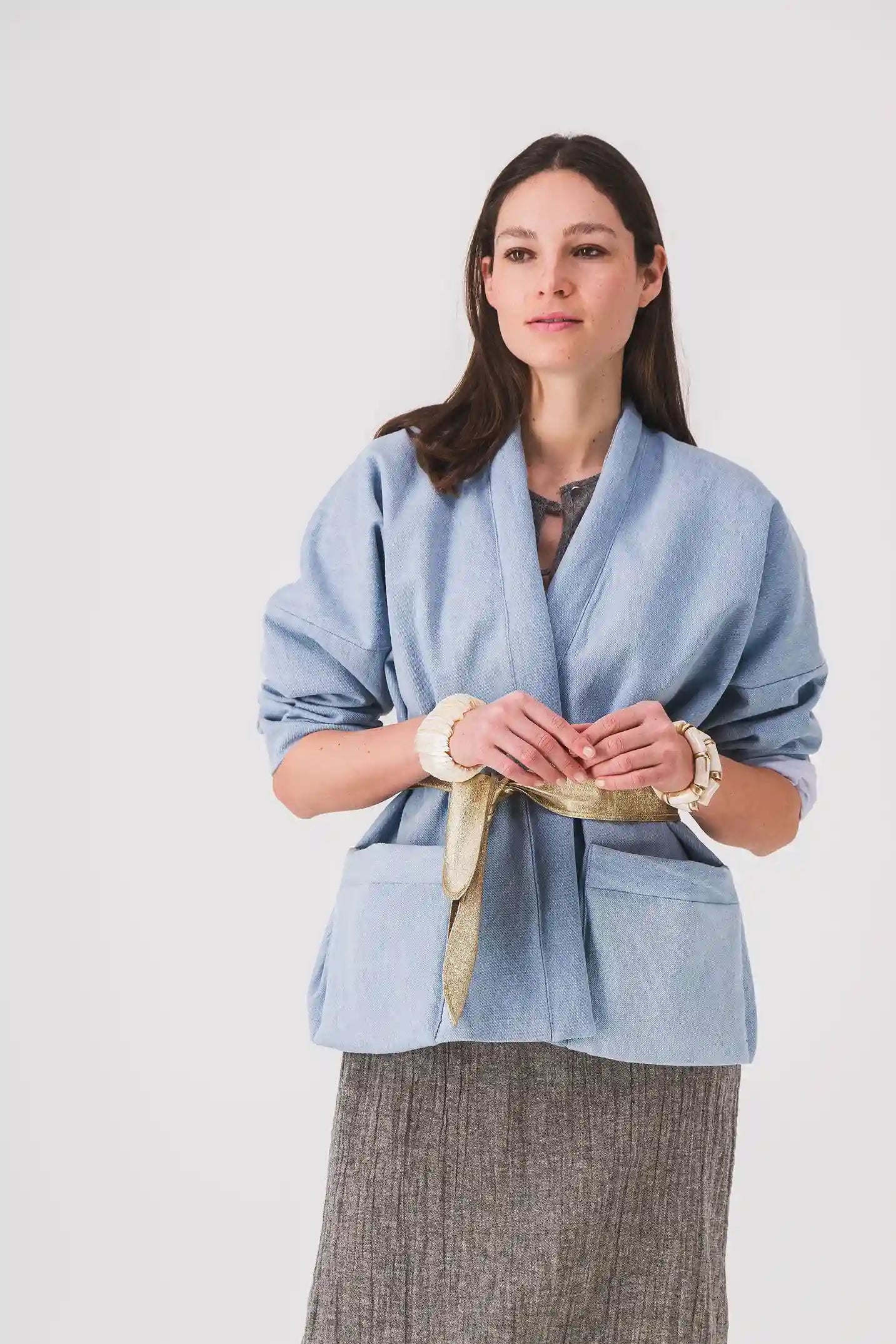 Chaqueta kimono de mujer_vaqueros azules_chaqueta Barbara_PE25